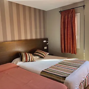 https://hostal-los-coronales.besthotelstoledo.com